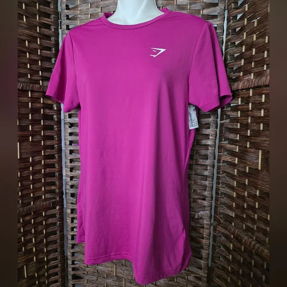 Gymshark Magenta Short Sleeve Crew Neck Tee BT - Picture 2 of 10